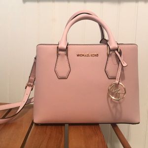 ‼️Sale‼️MK Savannah Medium Saffiano  Satchel ♥️